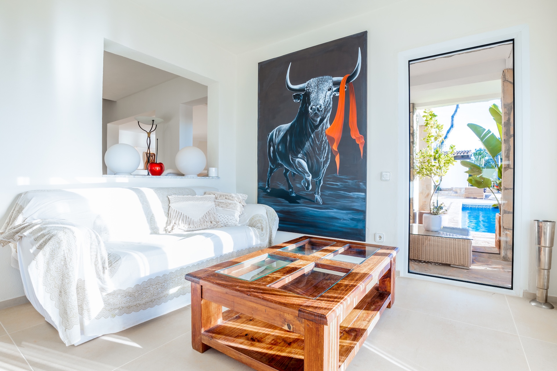 Resa Estates Ibiza sale te koop Villa hills Can Furnet room 1.jpg